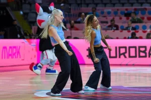Κυριάρχησε στο φινάλε και πέτυχε την πρώτη της νίκη η Ιταλία (Φώτος)