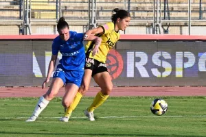 Ήττα για Apollon Ladies (φώτος)