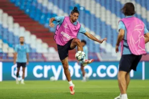 Η προπόνηση της Πάφου στο "Rajko Mitić Stadium" (Φώτος/Βίντεο Kerkida)
