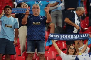 Ερυθρός Αστέρας - Πάφος FC: Σπουδαίο διπλό και "ραντεβού" με τ' αστέρια! (φώτος)