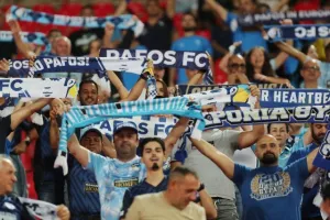Ερυθρός Αστέρας - Πάφος FC: Σπουδαίο διπλό και "ραντεβού" με τ' αστέρια! (φώτος)
