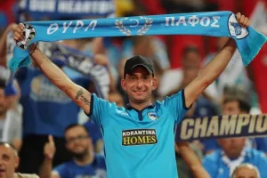 Ερυθρός Αστέρας - Πάφος FC: Σπουδαίο διπλό και "ραντεβού" με τ' αστέρια! (φώτος)