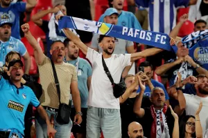 Ερυθρός Αστέρας - Πάφος FC: Σπουδαίο διπλό και "ραντεβού" με τ' αστέρια! (φώτος)