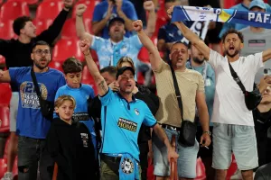 Ερυθρός Αστέρας - Πάφος FC: Σπουδαίο διπλό και "ραντεβού" με τ' αστέρια! (φώτος)