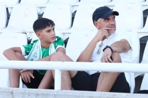 ΦΩΤΟΡΕΠΟΡΤΑΖ από την κερκίδα της Ομόνοιας