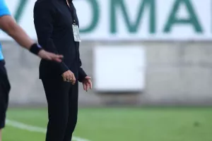 ΑΕΚ - ΑΕΛ: Ο Καμπρέρα... καθάρισε για την πρώτη νίκη! (φώτος)