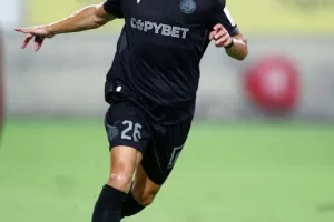 ΑΕΚ - ΑΕΛ: Ο Καμπρέρα... καθάρισε για την πρώτη νίκη! (φώτος)
