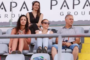 FREEDOM 24 Krasava ENY Ύψωνας-Απόλλων:  Συμβιβασμός με 4 γκολ (φώτος)