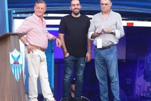 Ανόρθωση-ΑΠΟΕΛ: Φιλική τριάρα με... σερβιτόρο Σταφυλίδη και "killer" Πιέρο