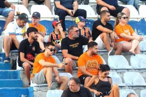 Ανόρθωση-ΑΠΟΕΛ: Φιλική τριάρα με... σερβιτόρο Σταφυλίδη και "killer" Πιέρο