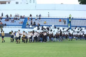 Ανόρθωση-ΑΠΟΕΛ: Φιλική τριάρα με... σερβιτόρο Σταφυλίδη και "killer" Πιέρο