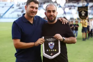 Ανόρθωση-ΑΠΟΕΛ: Φιλική τριάρα με... σερβιτόρο Σταφυλίδη και "killer" Πιέρο