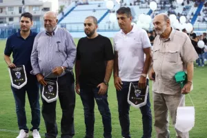 Ανόρθωση-ΑΠΟΕΛ: Φιλική τριάρα με... σερβιτόρο Σταφυλίδη και "killer" Πιέρο