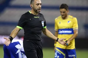 Ανόρθωση-ΑΠΟΕΛ: Φιλική τριάρα με... σερβιτόρο Σταφυλίδη και "killer" Πιέρο