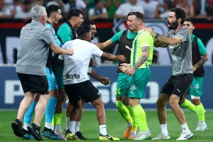 Μαζί του μέχρι το τέλος… (φώτος)