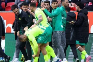 Brann-ΑΕΚ: Ήττα στο φινάλε και...ρέστα στην "ΑΡΕΝΑ"! (φώτος)