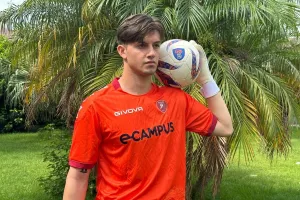 ΝΕΟ/ Συμφωνία με Roman Lazar!