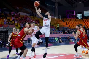(Φωτορεπορτάζ) Δράση στη Λεμεσό με EuroBasket!