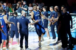 Ανταγωνιστική... όσο μπορούσε η Εθνική μας - Ήττα στην πρεμιέρα (Φωτος) 