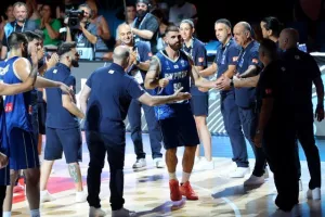 Ανταγωνιστική... όσο μπορούσε η Εθνική μας - Ήττα στην πρεμιέρα (Φωτος) 