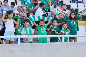 ΦΩΤΟΡΕΠΟΡΤΑΖ από την κερκίδα της Ομόνοιας