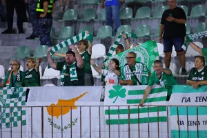 Τα... εξάντλησαν για "Wörthersee Stadion"