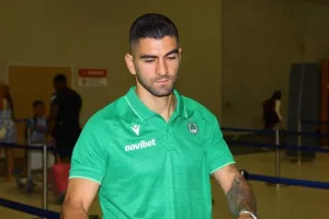 ΦΩΤΟΣ από την αναχώρηση για Αζερμπαϊτζάν 
