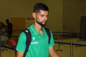 ΦΩΤΟΣ από την αναχώρηση για Αζερμπαϊτζάν 