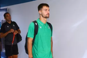 Φώτος/βίντεο από την άφιξη της Ομόνοιας