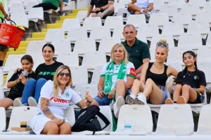 ΦΩΤΟΣ/Οι Ομονοιάτες στο ΓΣΠ