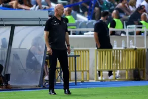 Ομόνοια - Αράζ: Πέντε... και λίγα ήταν! (φώτος)