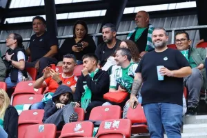 Φωτορεπορτάζ από την κερκίδα της Ομόνοιας
