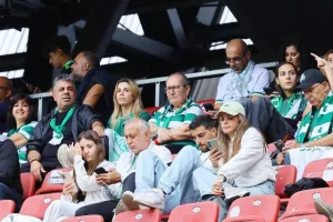 Φωτορεπορτάζ από την κερκίδα της Ομόνοιας