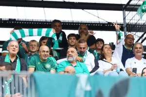 Φωτορεπορτάζ από την κερκίδα της Ομόνοιας