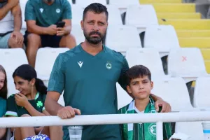 ΦΩΤΟΡΕΠΟΡΤΑΖ από την κερκίδα της Ομόνοιας