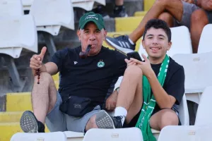 ΦΩΤΟΡΕΠΟΡΤΑΖ από την κερκίδα της Ομόνοιας