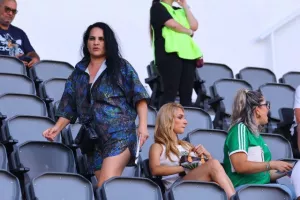 Το "Λεμεσιανό" της πρεμιέρας βάφτηκε... πράσινο! (Φώτος)