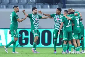 Το "Λεμεσιανό" της πρεμιέρας βάφτηκε... πράσινο! (Φώτος)