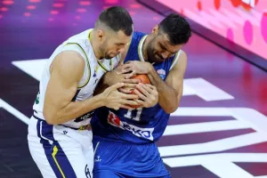 Ανταγωνιστική... όσο μπορούσε η Εθνική μας - Ήττα στην πρεμιέρα (Φωτος) 
