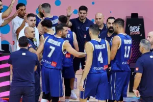Ανταγωνιστική... όσο μπορούσε η Εθνική μας - Ήττα στην πρεμιέρα (Φωτος) 