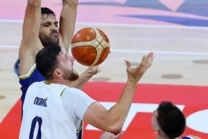 Ανταγωνιστική... όσο μπορούσε η Εθνική μας - Ήττα στην πρεμιέρα (Φωτος) 
