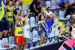 Ανταγωνιστική... όσο μπορούσε η Εθνική μας - Ήττα στην πρεμιέρα (Φωτος) 