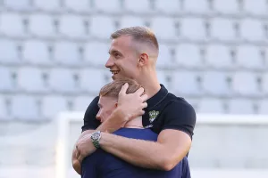 Έτσι... οι πρώην!