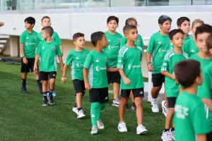 Το "Λεμεσιανό" της πρεμιέρας βάφτηκε... πράσινο! (Φώτος)