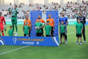 Το "Λεμεσιανό" της πρεμιέρας βάφτηκε... πράσινο! (Φώτος)