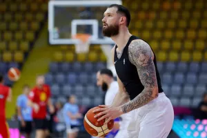 (Φωτορεπορτάζ) Δράση στη Λεμεσό με EuroBasket!