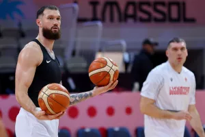 (Φωτορεπορτάζ) Δράση στη Λεμεσό με EuroBasket!