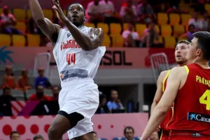 (Φωτορεπορτάζ) Δράση στη Λεμεσό με EuroBasket!