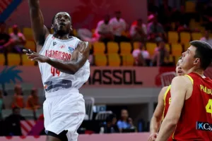(Φωτορεπορτάζ) Δράση στη Λεμεσό με EuroBasket!