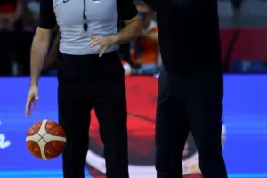 (Φωτορεπορτάζ) Δράση στη Λεμεσό με EuroBasket!